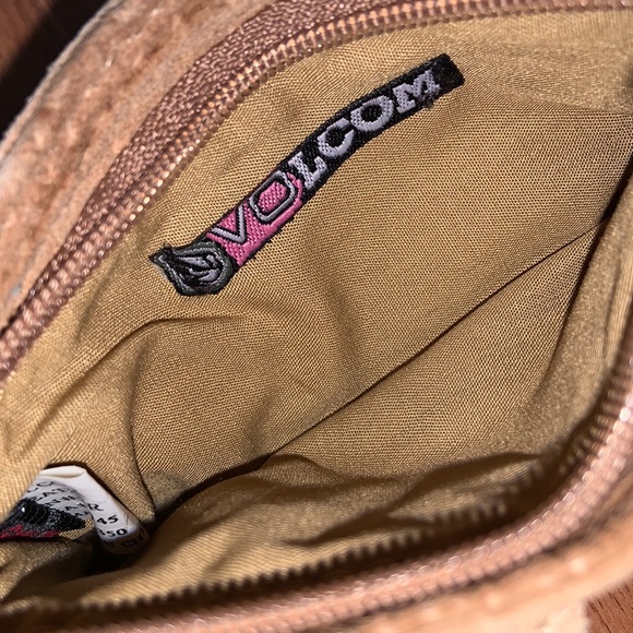 Volcom Suede Coin Purse - Picture 8 of 8